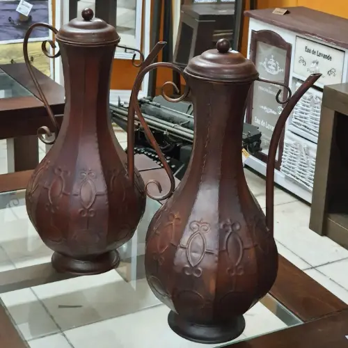 Productos-rancho-2025-01-15T072935.732.webp Jarrones Modelo Tetera - Imagen 1